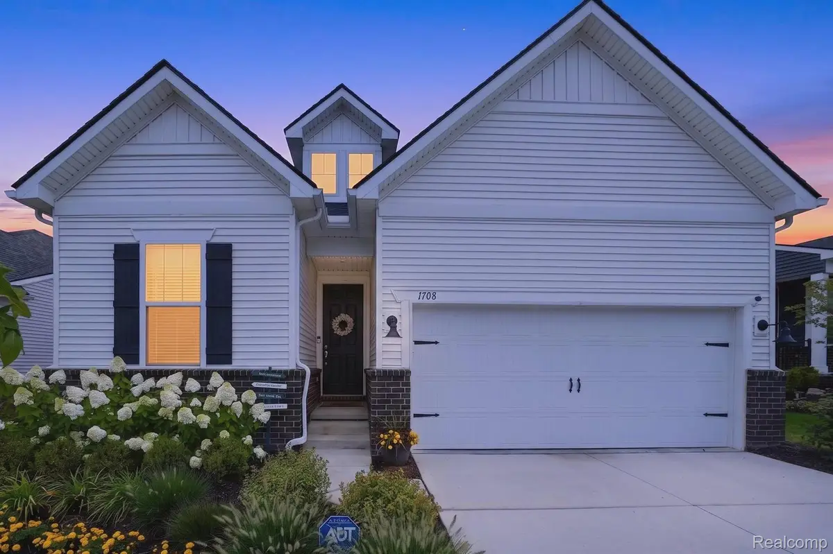 1708 Sunflower Lane, Milford, MI 48381 - #1