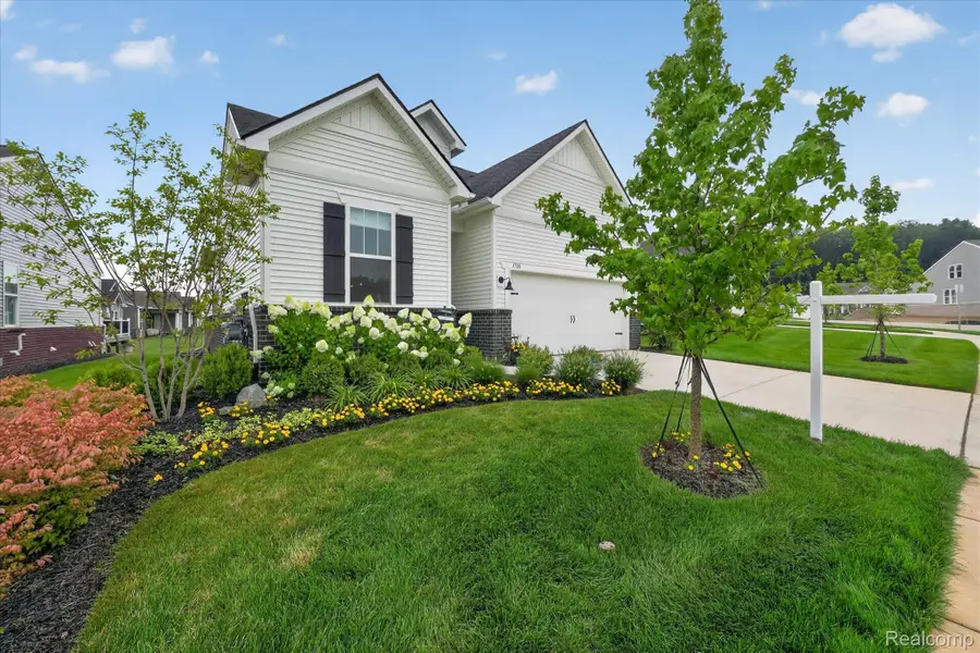 1708 Sunflower Lane, Milford, MI 48381 - #3