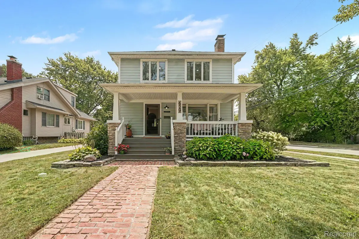 629 W Houstonia Avenue, Royal Oak, MI 48073 - #1