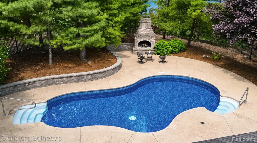 2746 Pineview Trail, Brighton, MI 48114 - #2