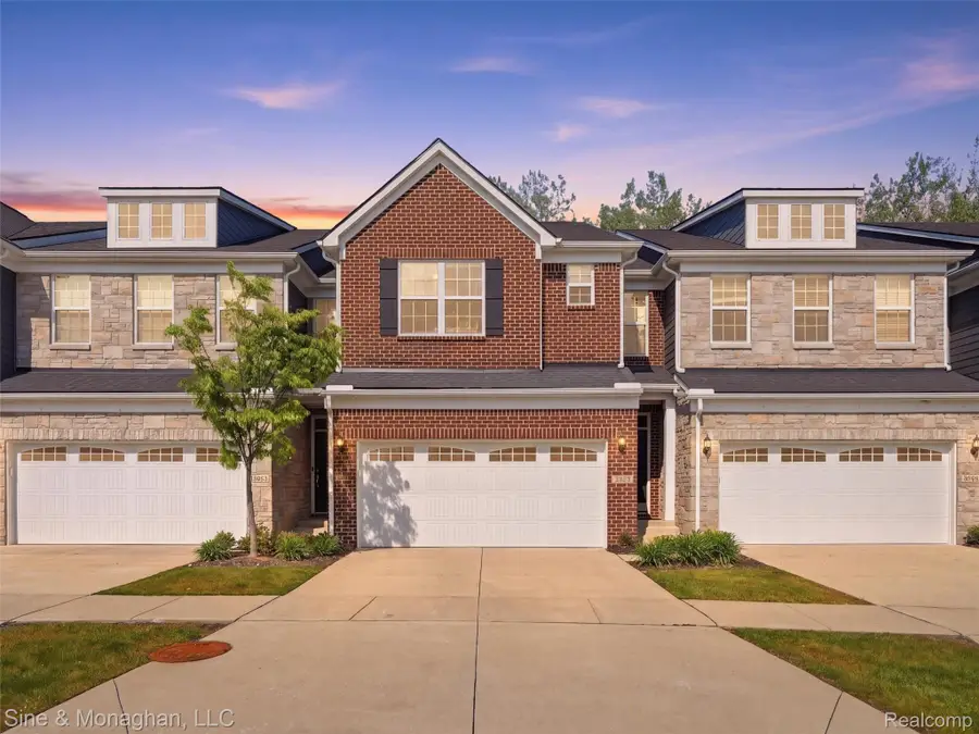 24827 Ivy, Novi, MI 48375 - #2