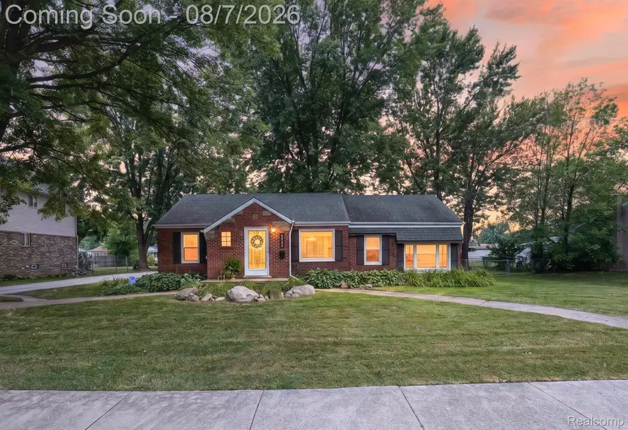 23340 Joy Street, Saint Clair Shores, MI 48082 - #2