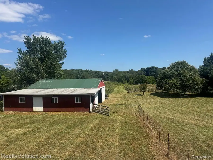 1278 N Van Dyke Road, Goodland, MI 48444 - #3