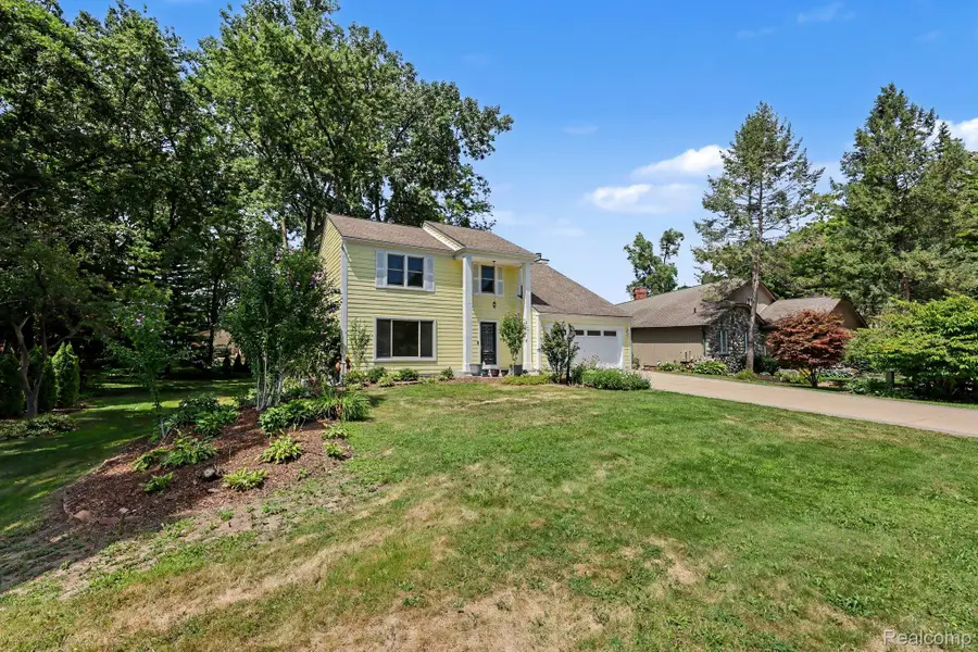2557 Orbit Drive, Orion, MI 48360 - #2