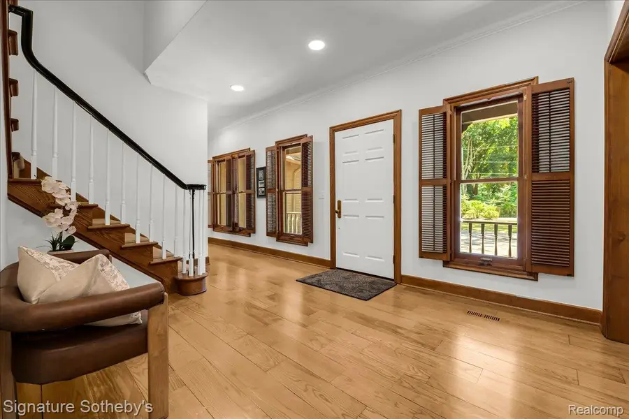 27160 W 14 Mile Road, Franklin, MI 48025 - #2