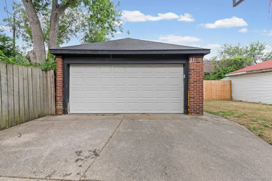 17199 San Juan Drive, Detroit, MI 48221 - #2