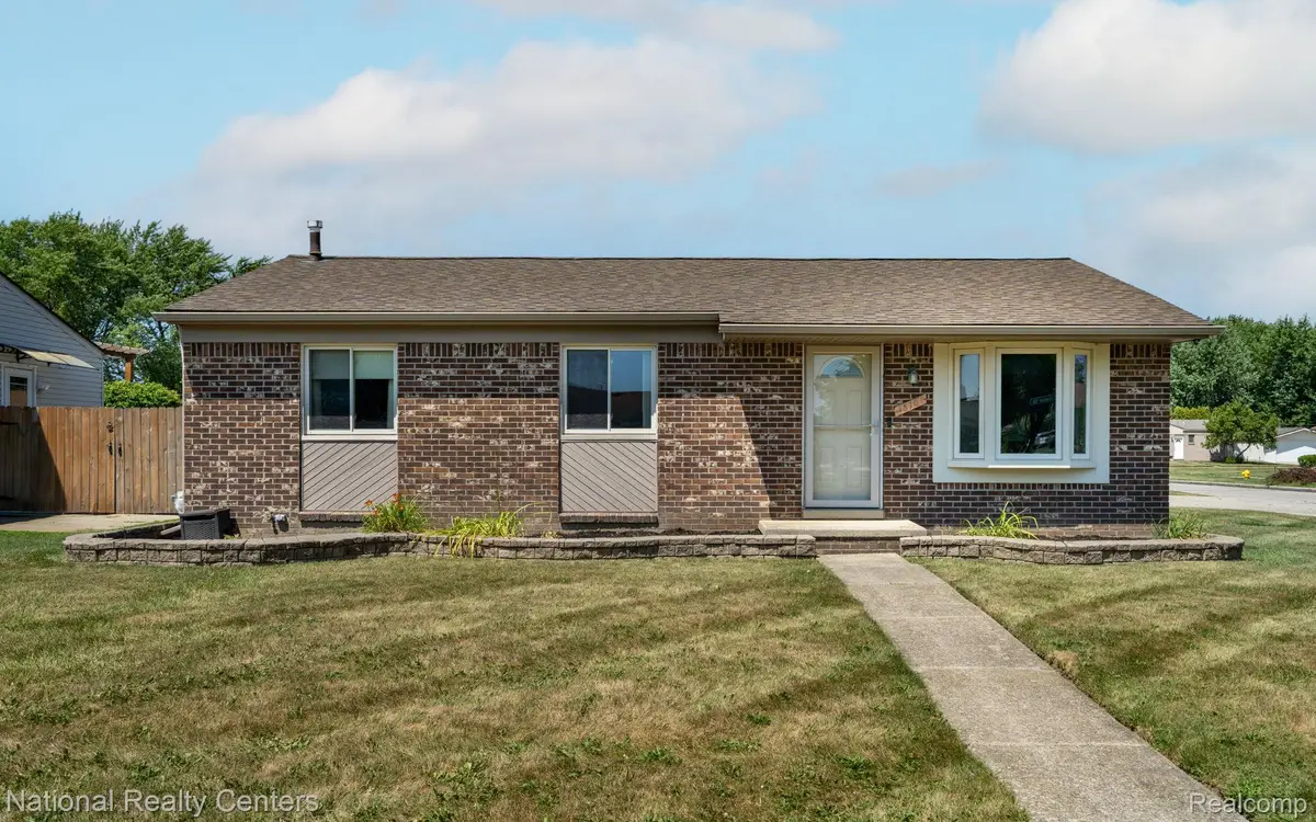 15707 Diane Street, Clinton, MI 48038 - #1