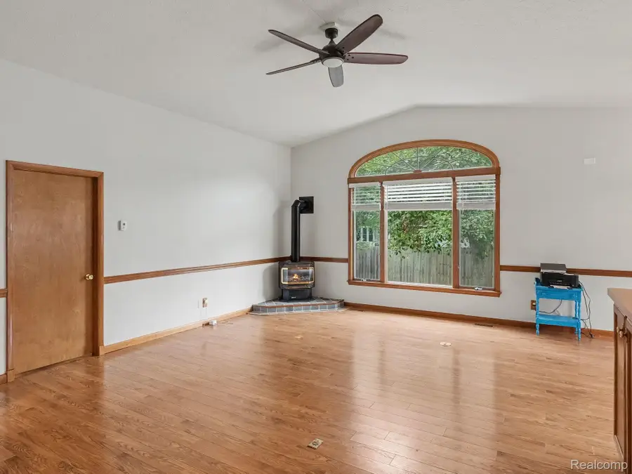 710 Wood Street, Stockbridge, MI 49285 - #3