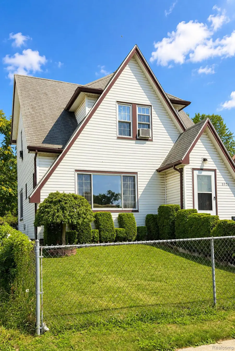 8056 Continental Avenue, Warren, MI 48089 - #2