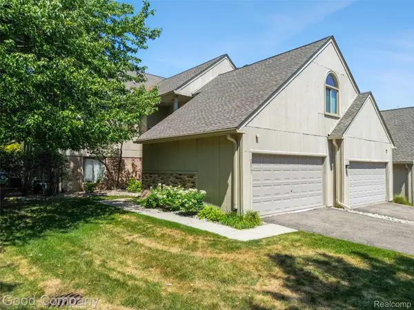 29367 Laurel Drive, FarmingtonHills, MI 48331