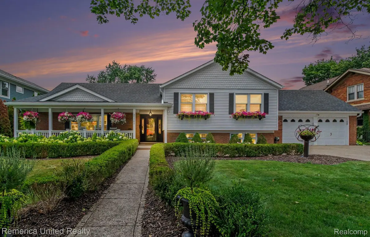 1328 W Ann Arbor Trail, Plymouth, MI 48170 - #1