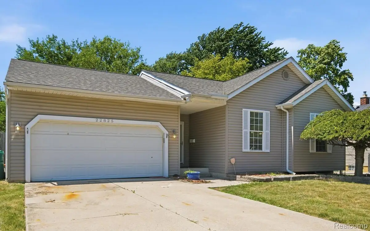 22825 Teppert Avenue, Eastpointe, MI 48021 - #1