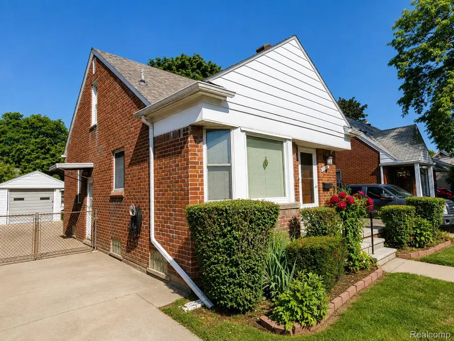 11745 Riverdale, Redford, MI 48239 - #2