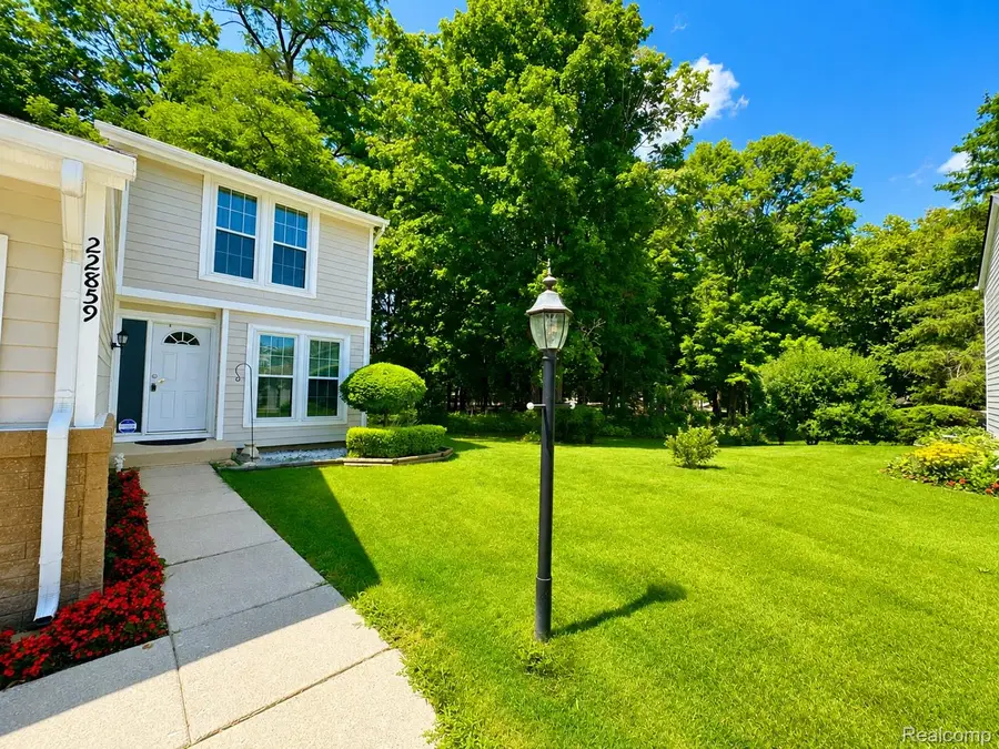 22859 Cranbrooke Drive, Novi, MI 48375 - #3
