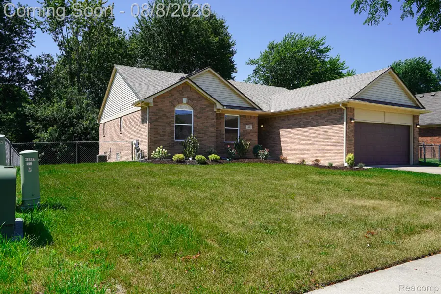 51819 Kings Pointe Drive, New Baltimore, MI 48047 - #2