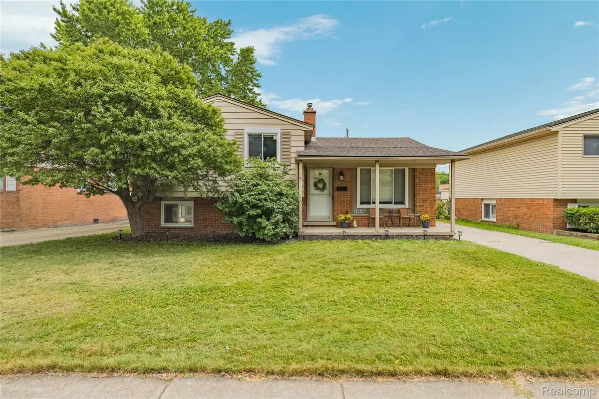 31516 Saint Margaret Street, Saint Clair Shores, MI 48082 - #1