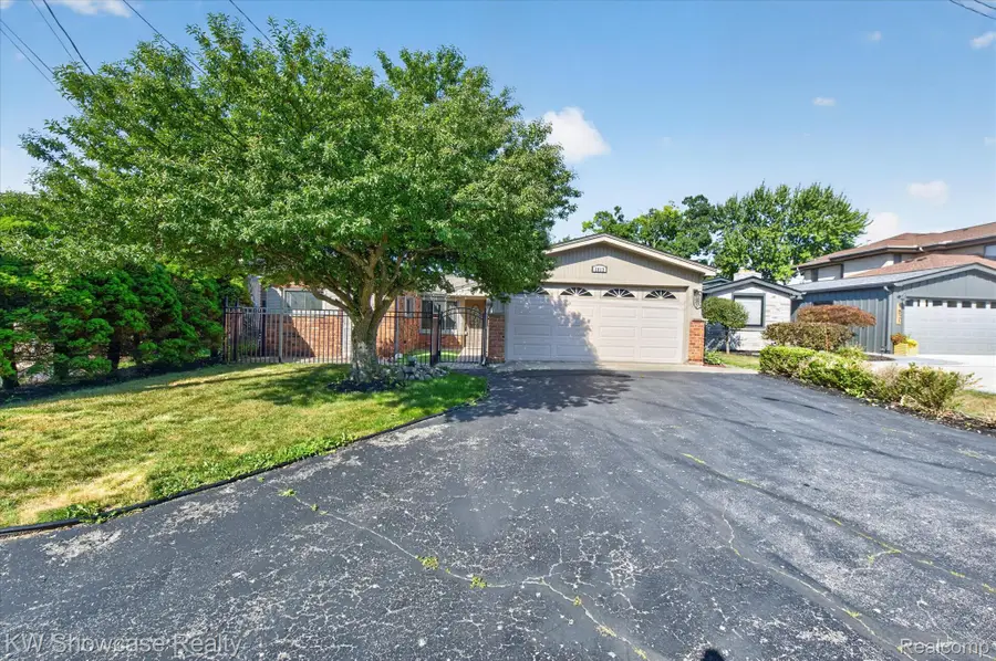 1813 Shankin Drive, Wolverine Lake, MI 48390 - #3