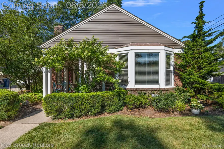 3695 Wakefield Road, Berkley, MI 48072 - #2
