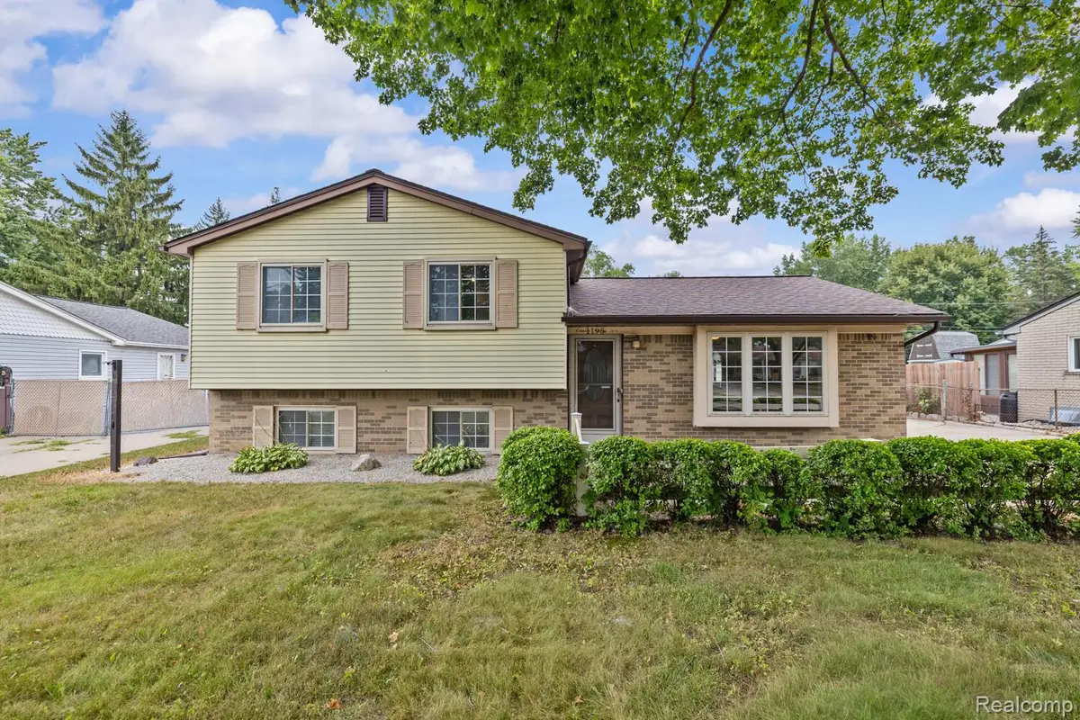1195 Edwin Street, Westland, MI 48186 - #1