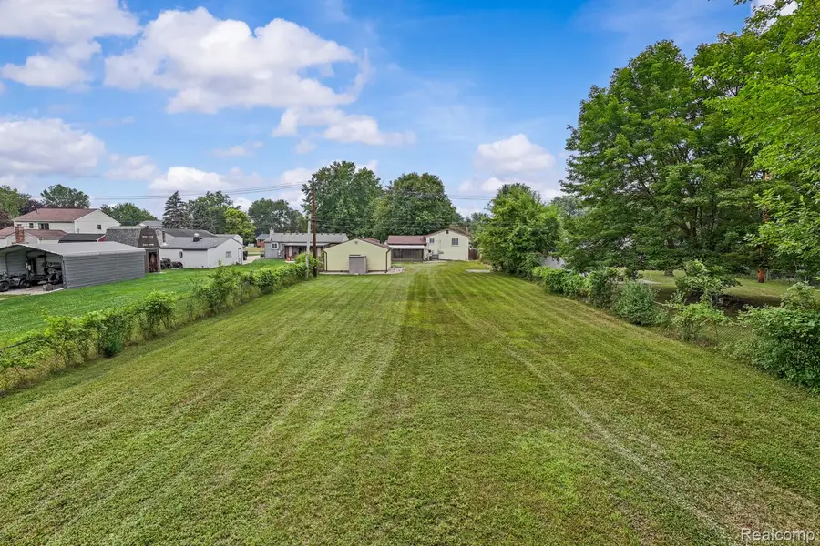 1195 Edwin Street, Westland, MI 48186 - #2