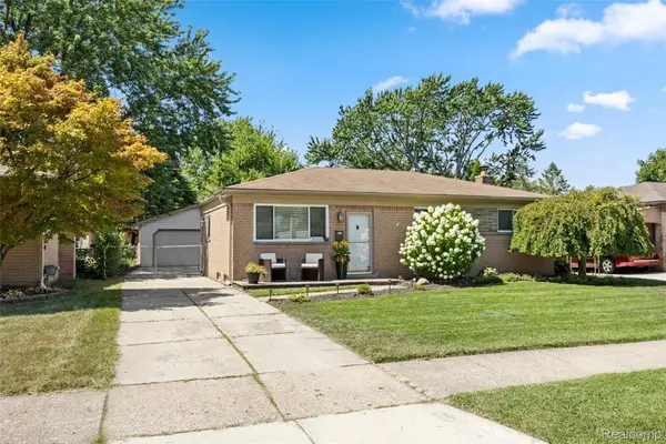 32555 Revere Drive, Warren, MI 48092