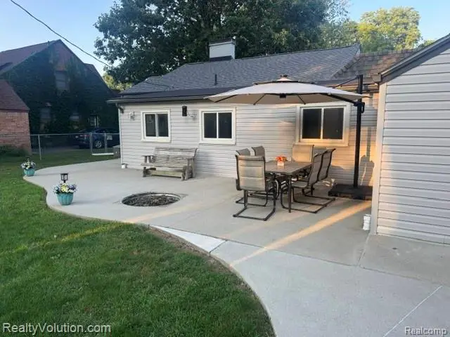 219 Church Street, Almont, MI 48003 - #3