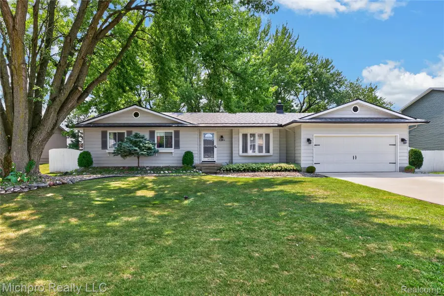 8404 Bellechasse Court, Davison, MI 48423 - #2