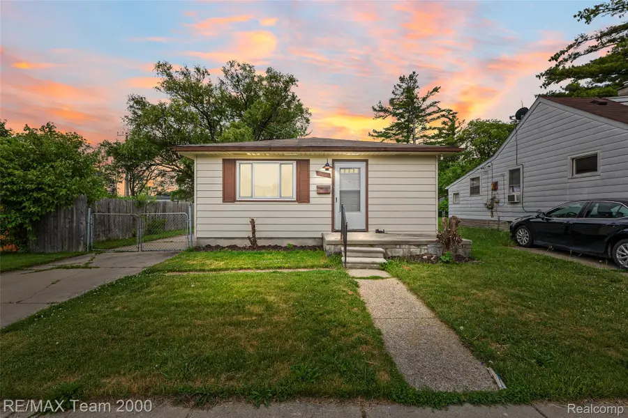 12846 Georgiana Avenue, Warren, MI 48089 - #2