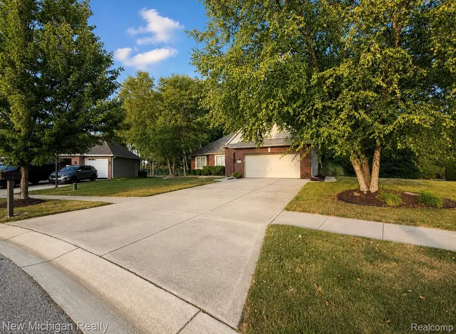 8582 Devin Drive, Davison, MI 48423 - #3
