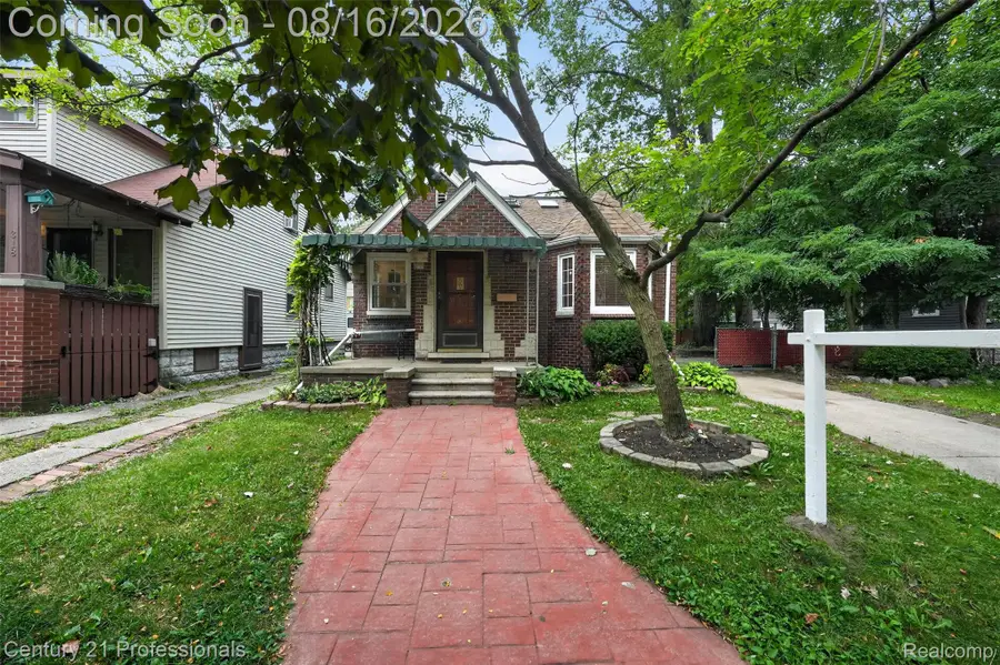 310 W Chesterfield Street, Ferndale, MI 48220 - #3