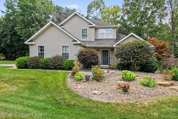 7926 Forest Creek Court, WhitmoreLake, MI 48189