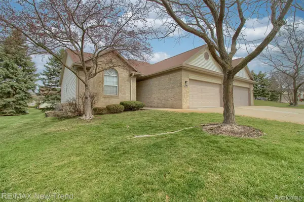 2191 Pleasant Drive, CommerceTwp, MI 48390