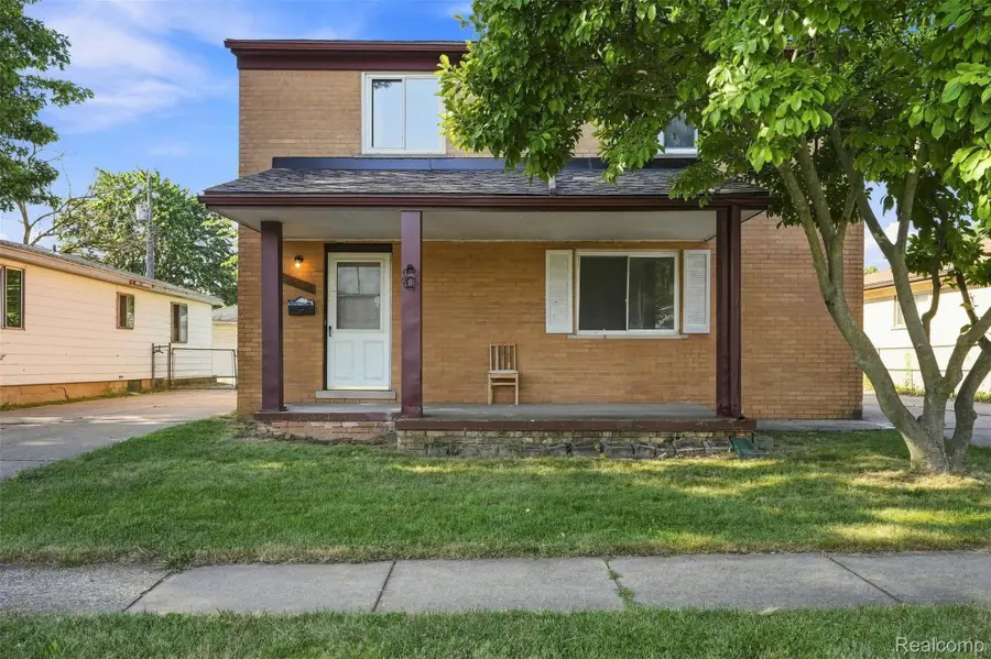 19578 Opal Street, Clinton Township, MI 48035 - #2