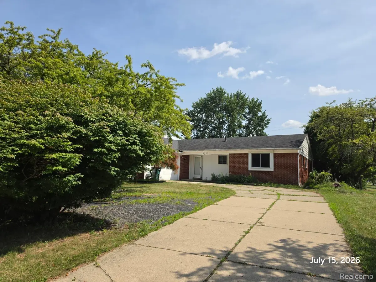 18251 Santa Ann Avenue, Lathrup Village, MI 48076 - #1