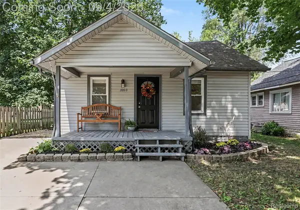 3260 Wanamaker Road, Waterford, MI 48328