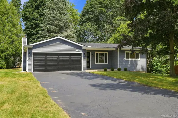 2255 Bedford Road, BloomfieldHills, MI 48302