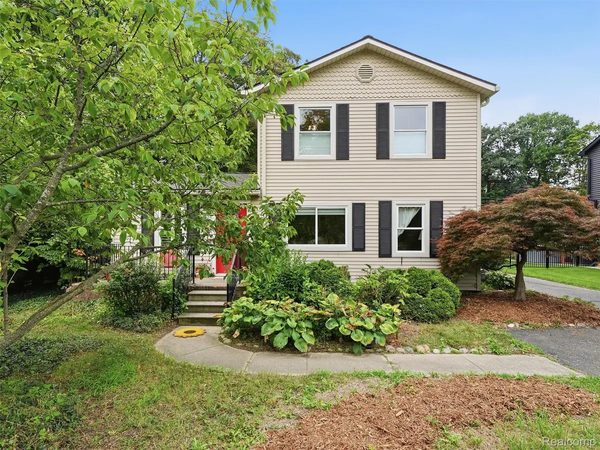 15525 Marilyn Avenue, Plymouth, MI 48170 - #1
