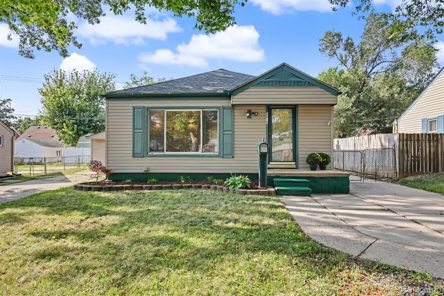 2015 Moran Avenue, Lincoln Park, MI 48146 - #3