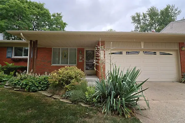 2298 Columbia Drive, Troy, MI 48083