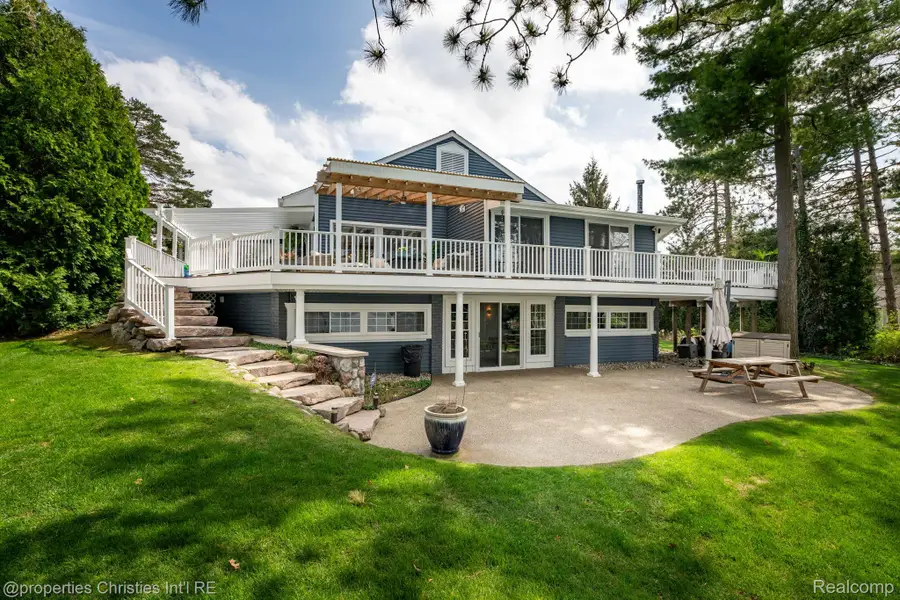 900 Indianwood Road, Orion, MI 48362 - #3
