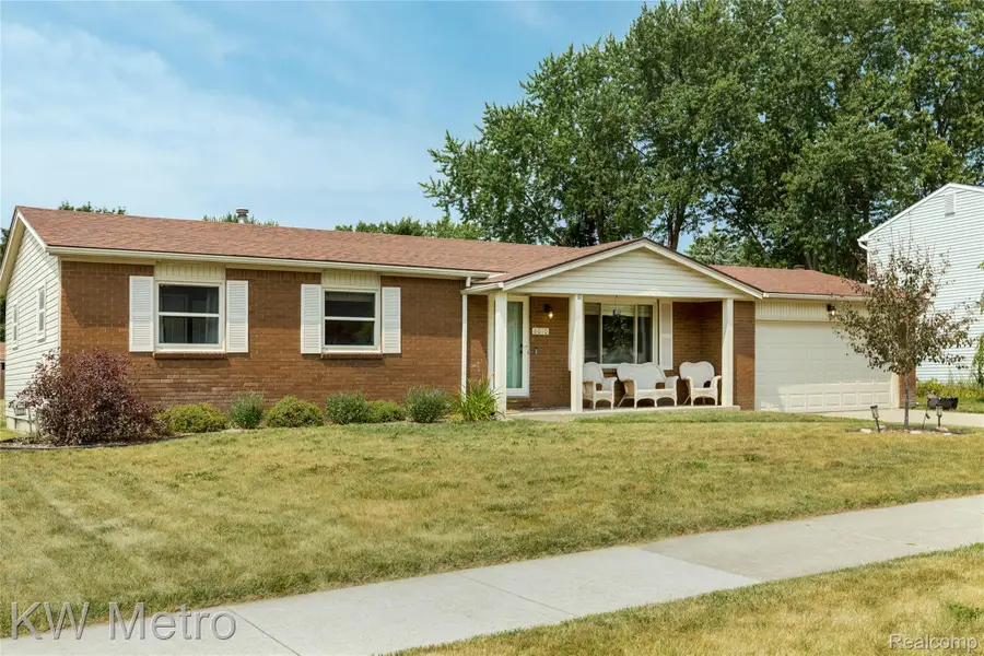 6010 Barker Avenue, Waterford, MI 48329 - #2