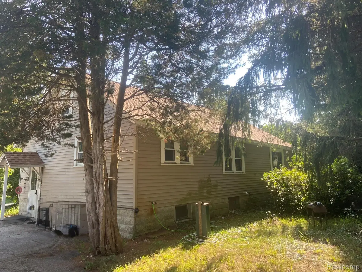 10704 N Us Highway 31, Free Soil, MI 49411 - #1
