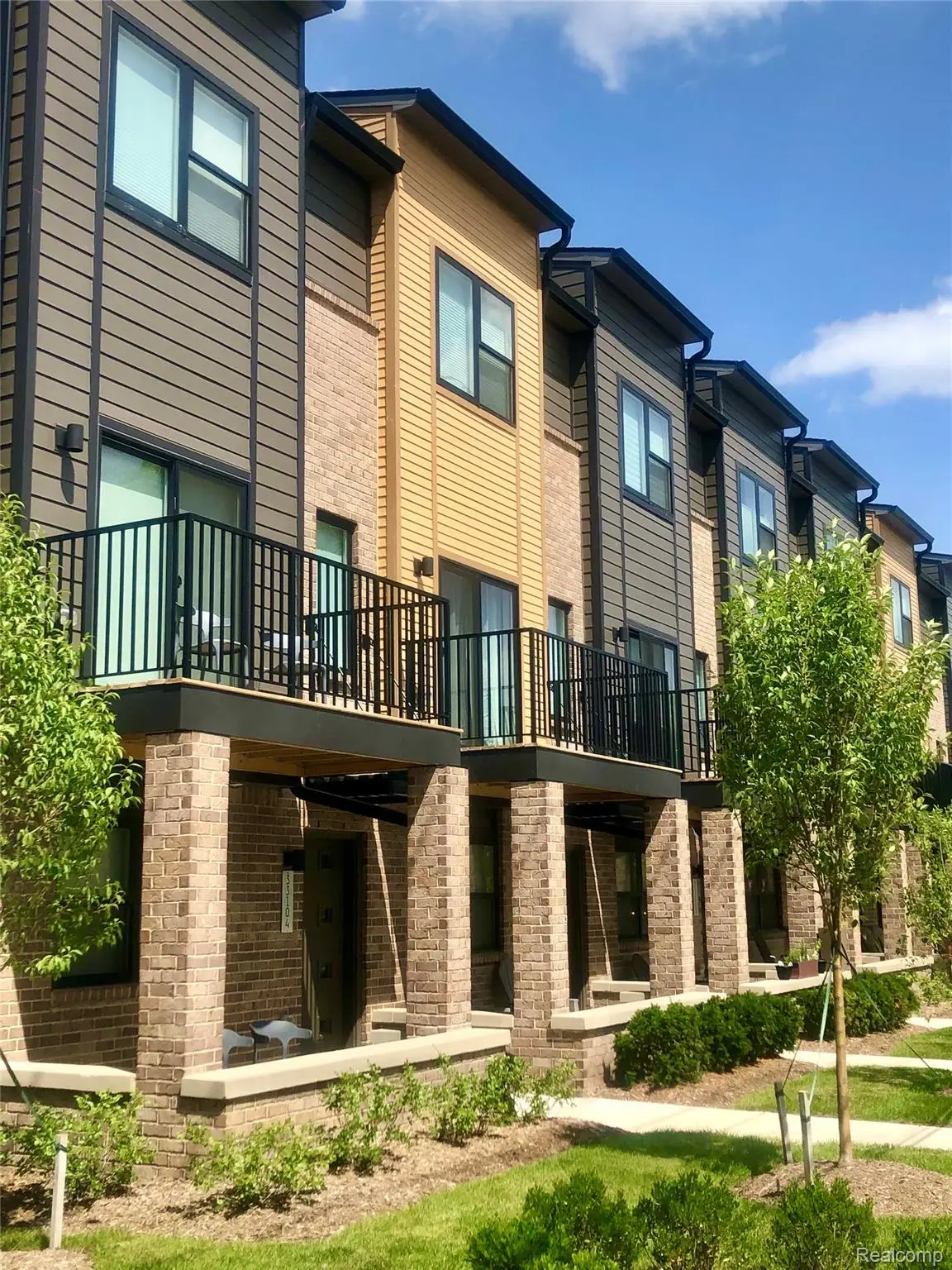 23611 Trailview Lane #32, Farmington, MI 48336 - #1