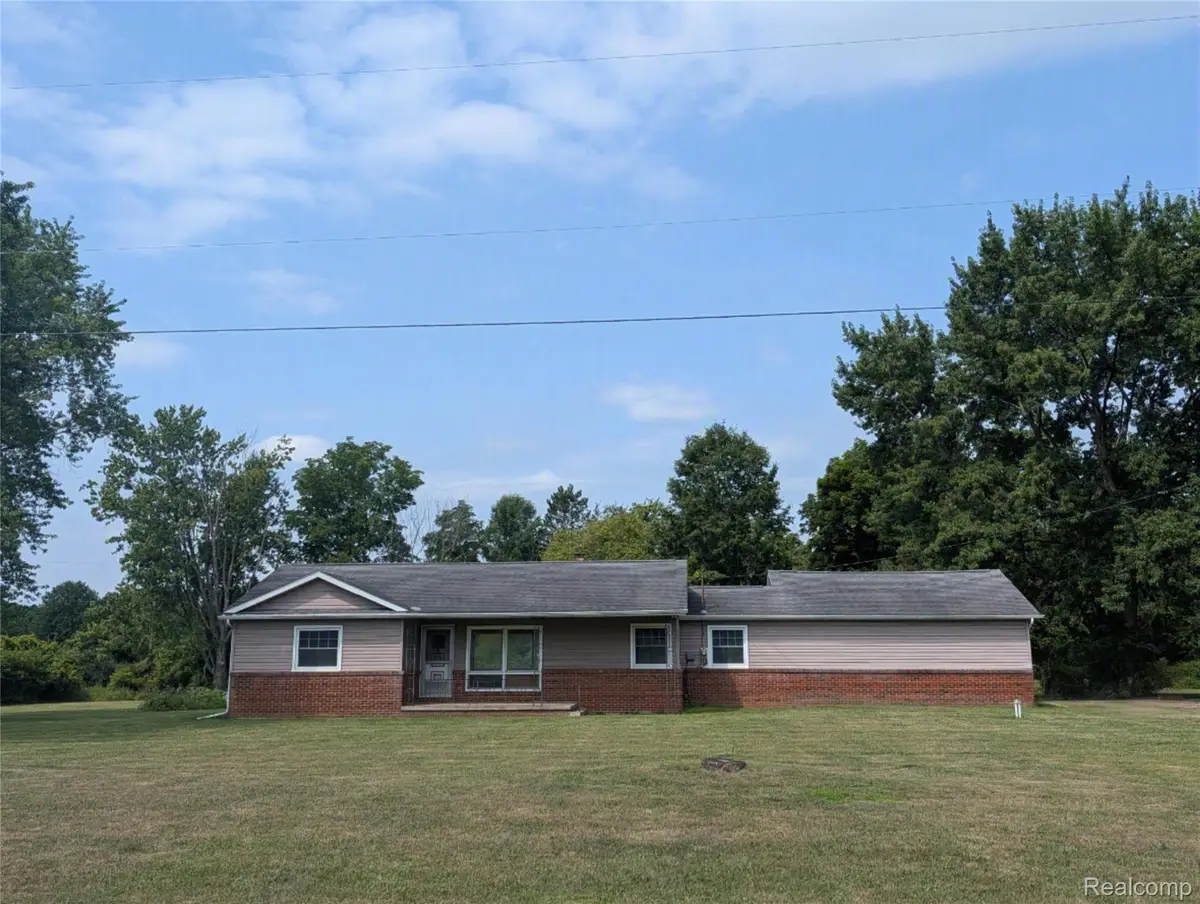 9057 N Vassar Road, Thetford, MI 48458 - #1
