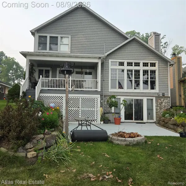 4015 Minnetonka Drive, Linden, MI 48451