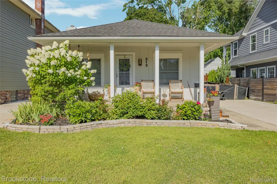 313 N Castell Avenue, Rochester, MI 48307 - #3