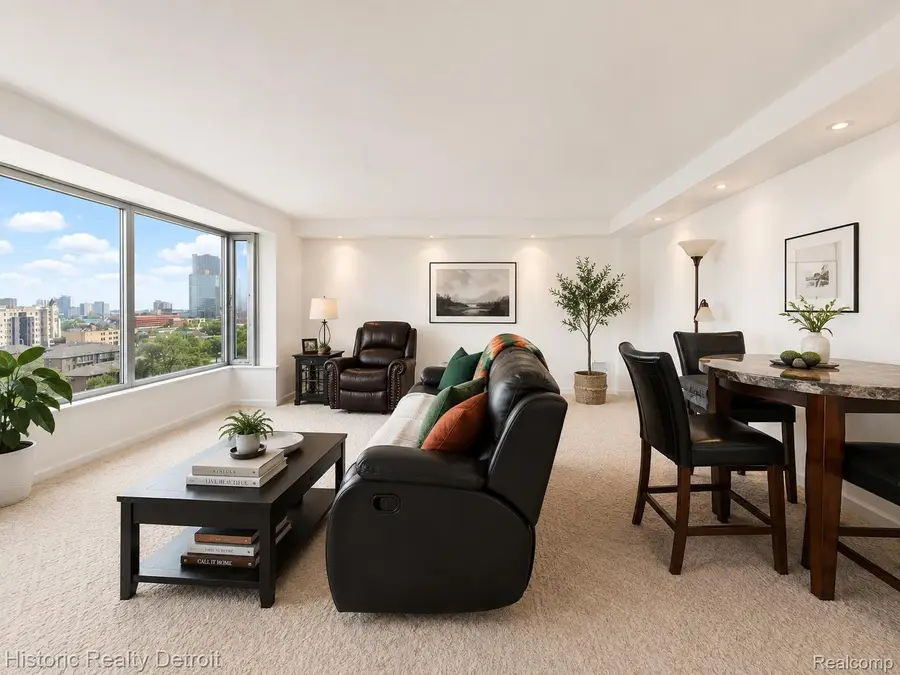 1300 E Lafayette #604, Detroit, MI 48207 - #3