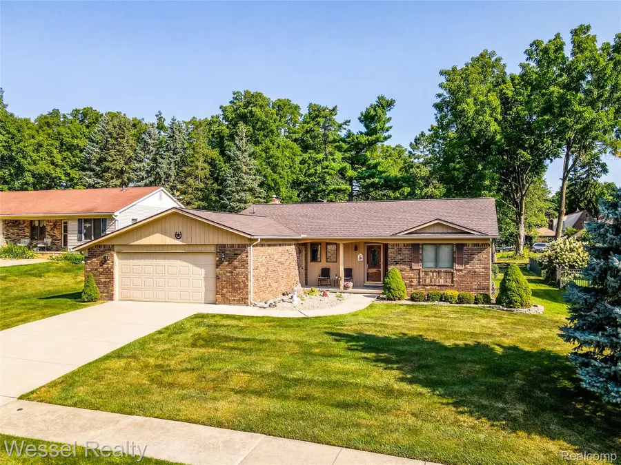 101 Michelle Drive, Romeo, MI 48065 - #2
