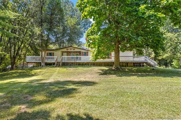 9940 Bunton Road, Willis, MI 48191