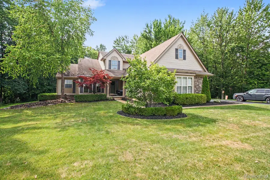 930 Chemung Forest Drive, Howell, MI 48843 - #3